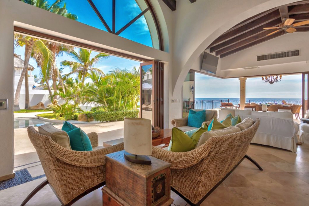 Casa La Laguna Cabo San Lucas Luxury Beachfront Villa with Infinity Pool